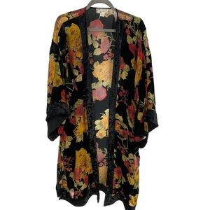 Band Of Gypsies Floral Burnout Kimono w/Velvet Trim - Sz M/L